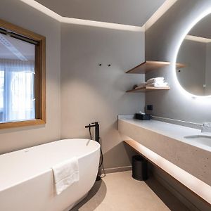 Deluxe Junior Suite